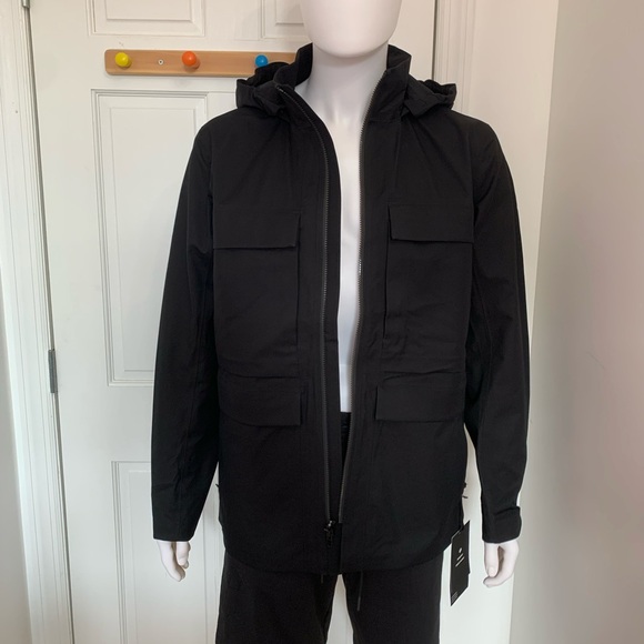 Lululemon Outpour StretchSeal Field Black Jacket - Picture 5 of 8